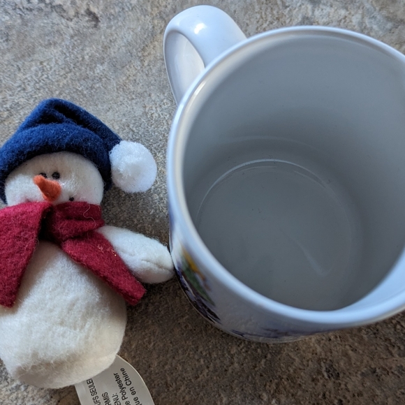 Whimsical Snowman Mug, approx 12-14 oz, Christmas gift idea, BNWOT - Picture 7 of 7